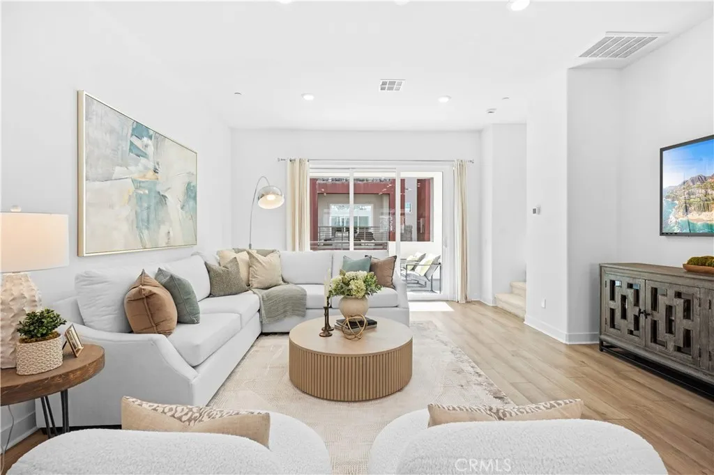 Additional image 61 of 344 Tank, Irvine, CA 92618