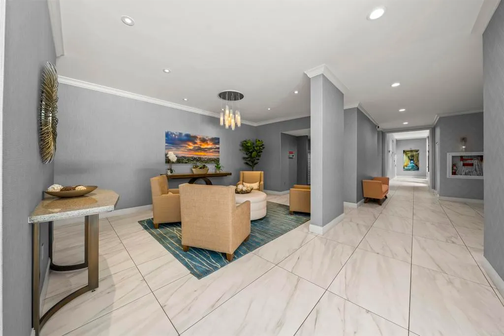 Additional image 89 of 2500 Torrey Pines Rd Unit 305, La Jolla, CA 92037