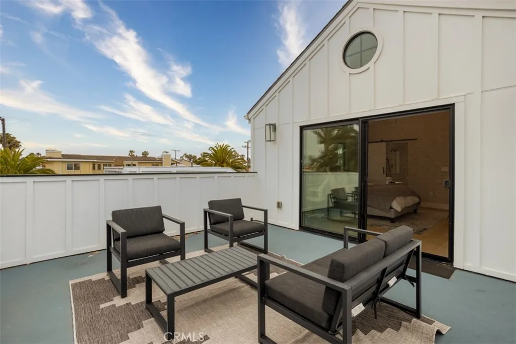 Additional image 50 of 307 18th Street, Huntington Beach, CA 92648