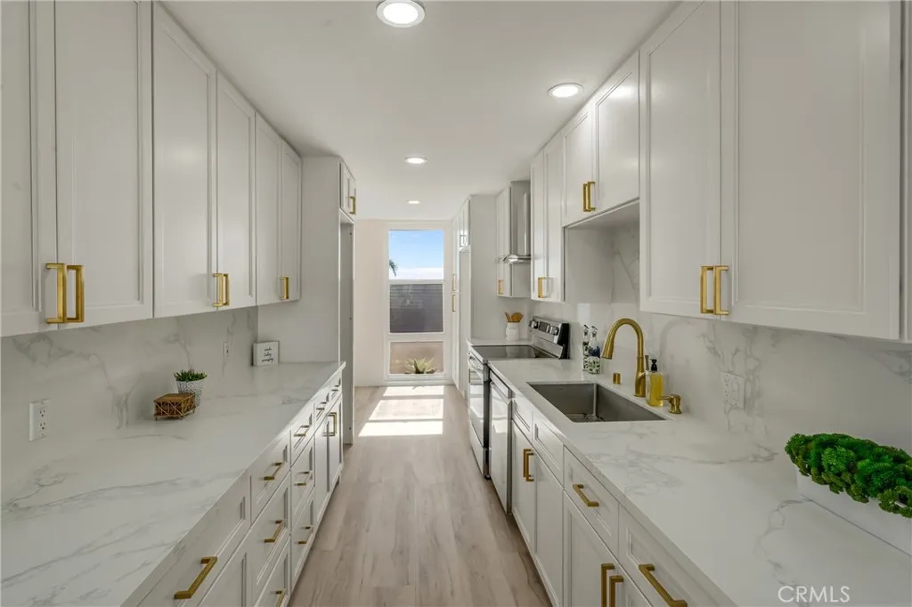 Additional image 77 of 4001 Warner Ave, Huntington Beach, CA 92649