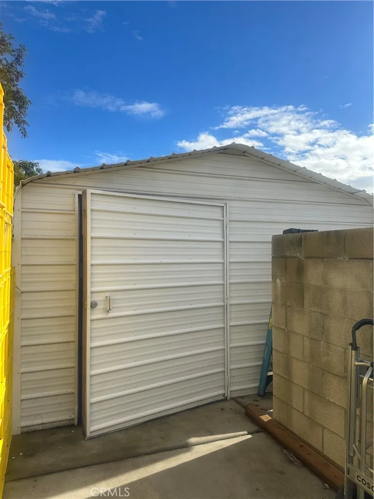 Additional image 30 of 121 N Dillon, San Jacinto, CA 92583