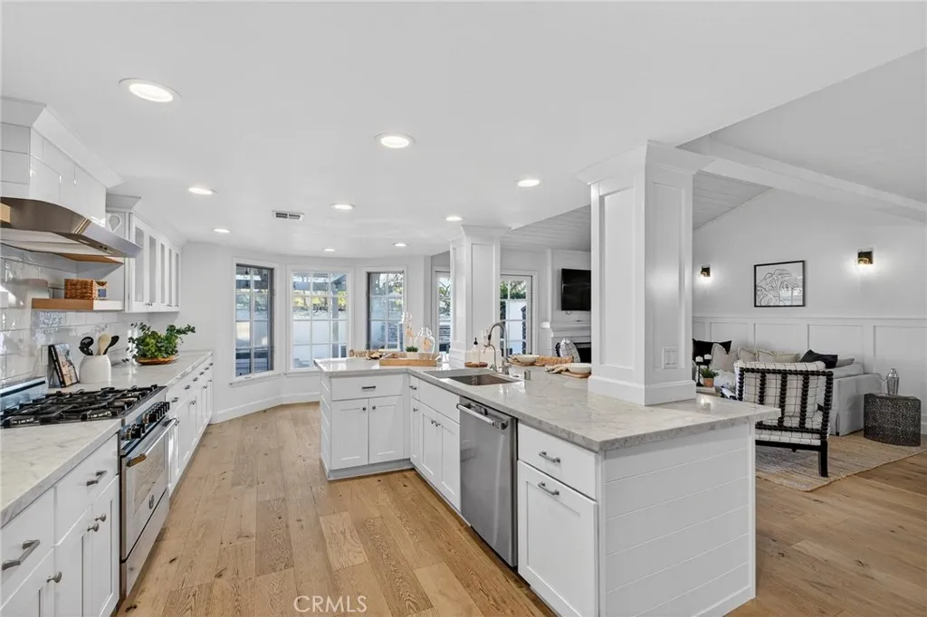 Additional image 9 of 18 Malaga Place East E, Manhattan Beach, CA 90266