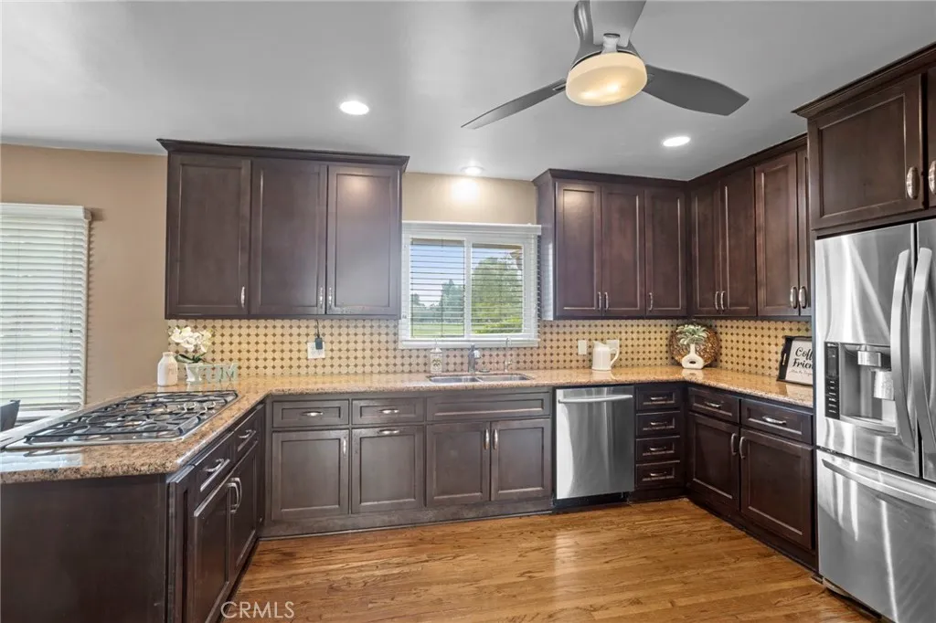 Additional image 8 of 528 E Parkdale Dr, San Bernardino, CA 92404