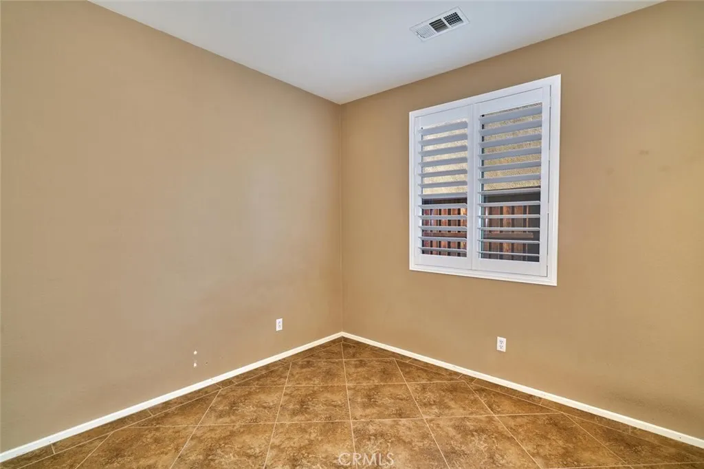 Additional image 100 of 38019 Mulligan Dr, Beaumont, CA 92223