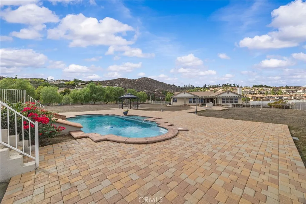 Additional image 42 of 101 Via De La Valle, Lake Elsinore, CA 92532