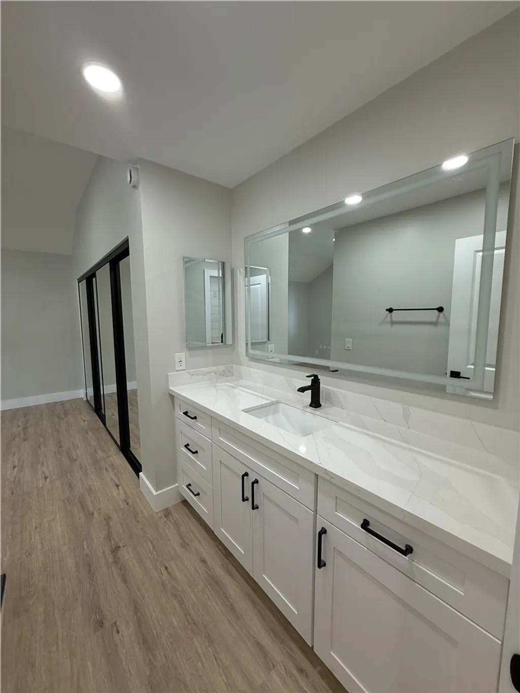 Additional image 8 of 19311 Sunray Ln Unit 426, Huntington Beach, CA 92648