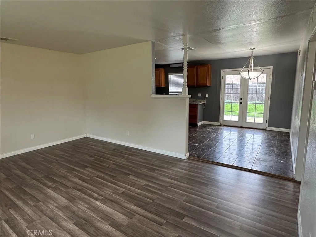 Additional image 7 of 1600 W Robin Drive, Visalia, CA 93291