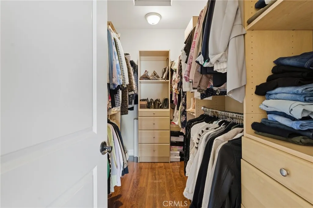 Additional image 20 of 22711 Collins Street, Woodland Hills, CA 91367