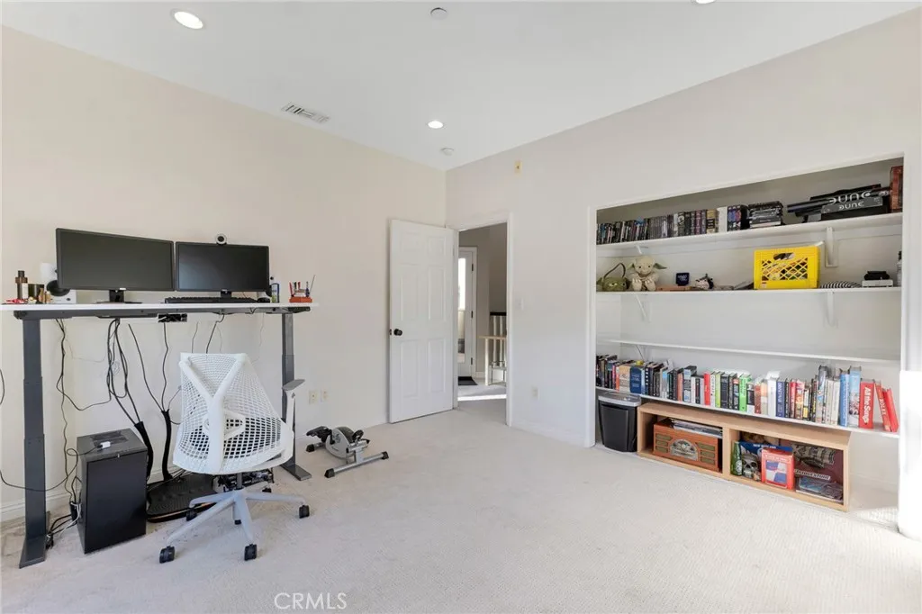Additional image 32 of 10866 Bluffside Unit 5, Studio City, CA 91604