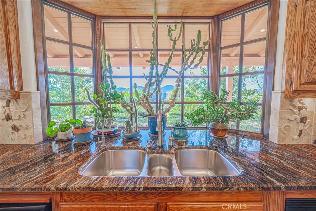 Additional image 16 of 9435 Hierba Rd, Agua Dulce, CA 91390