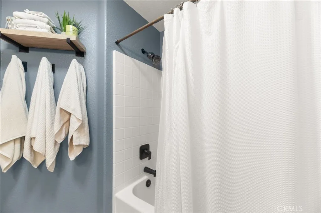 Additional image 101 of 16 Villa Valtelena, Lake Elsinore, CA 92532