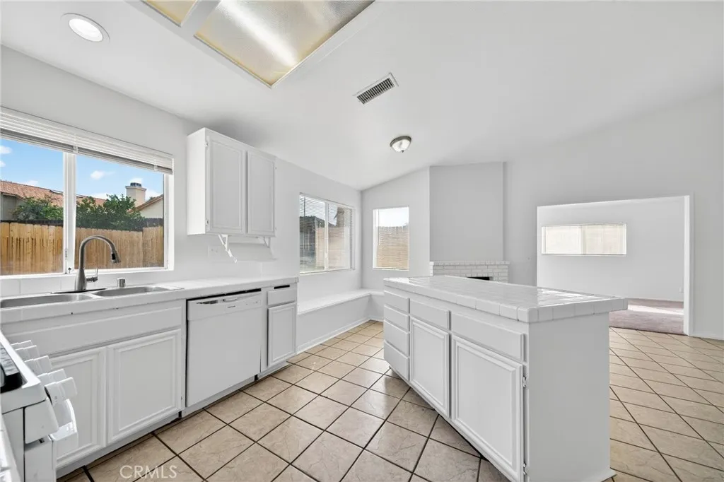 Additional image 11 of 25181 Avocet Cir, Hemet, CA 92544