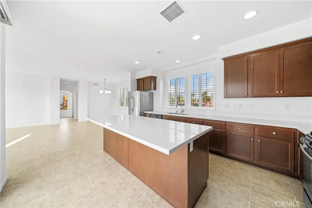 Additional image 11 of 227 Promenade St, Pomona, CA 91767