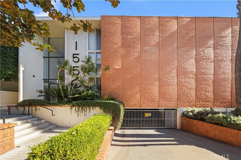 Additional image 4 of 1550 N Laurel Avenue N Unit 203, Los Angeles, CA 90046