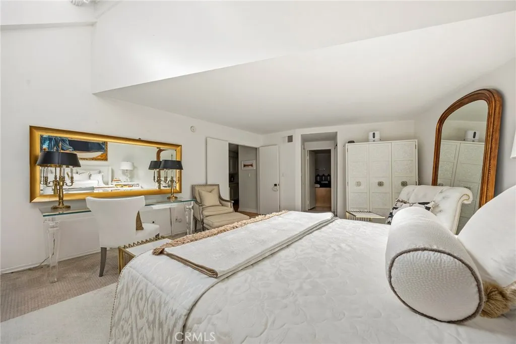 Additional image 72 of 11687 Bellagio Road Unit 12, Bel Air, CA 90049