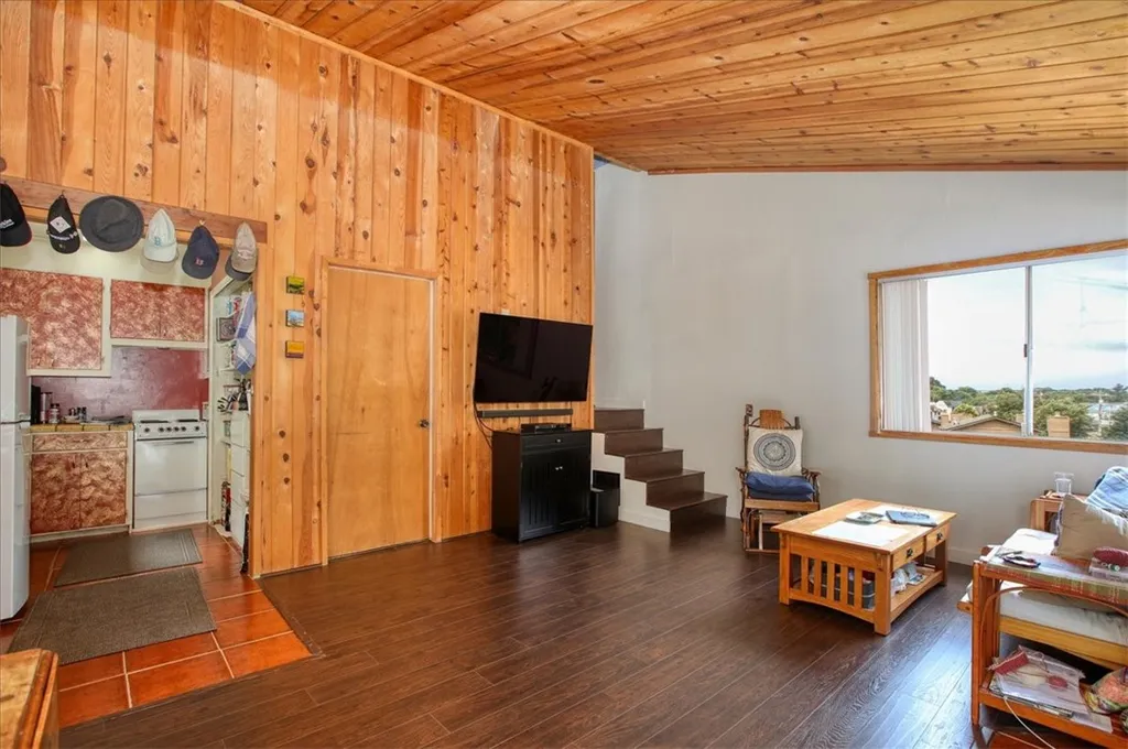 Additional image 8 of 910 Sheffield Street, Cambria, CA 93428