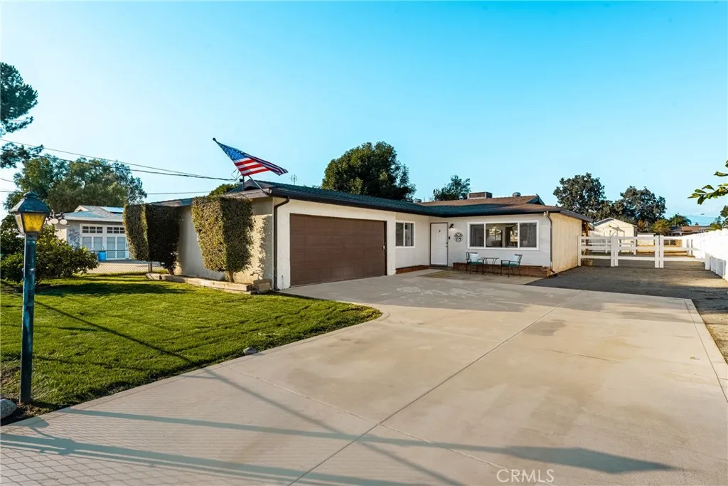 Property image for 527 River Dr, Norco, CA 92860