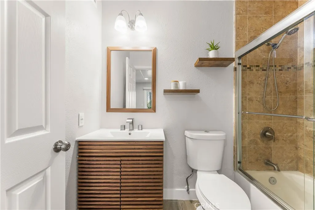 Additional image 94 of 430 E Spruce Ave Unit 65, Inglewood, CA 90301