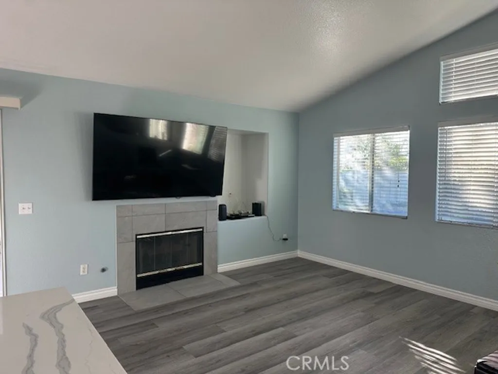 Additional image 7 of 1343 W La Gloria Dr, Rialto, CA 92377