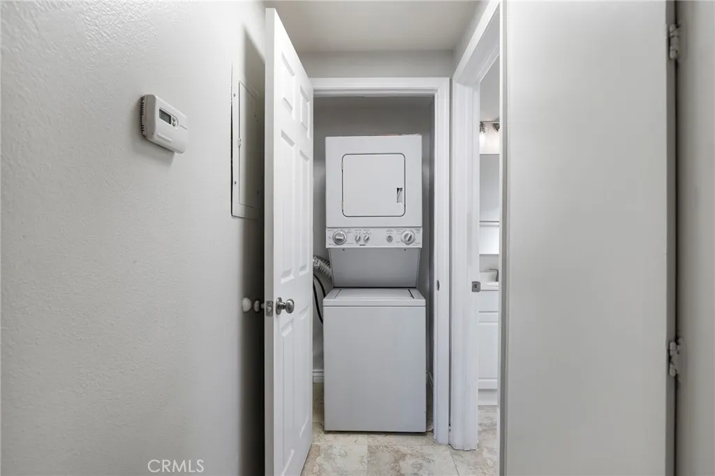 Additional image 15 of 27614 Susan Beth Way Unit F, Saugus, CA 91350