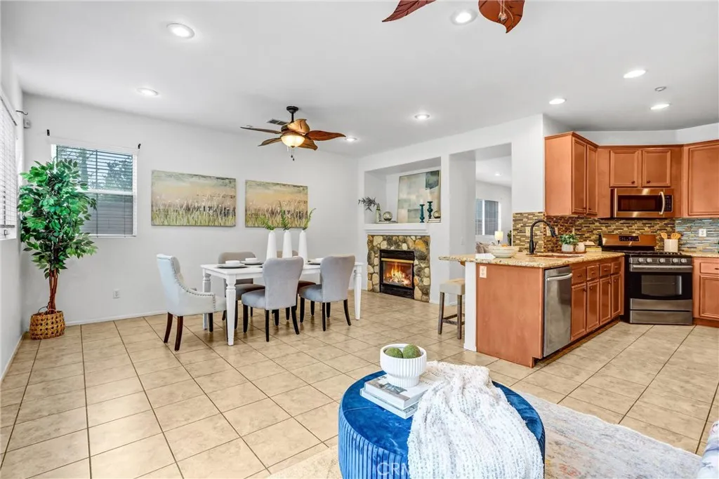 Additional image 52 of 17108 Red Ash Court, Fontana, CA 92337