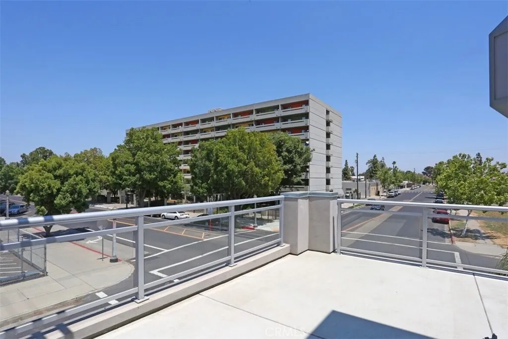 Additional image 42 of 1759 Fulton St, Fresno, CA 93721