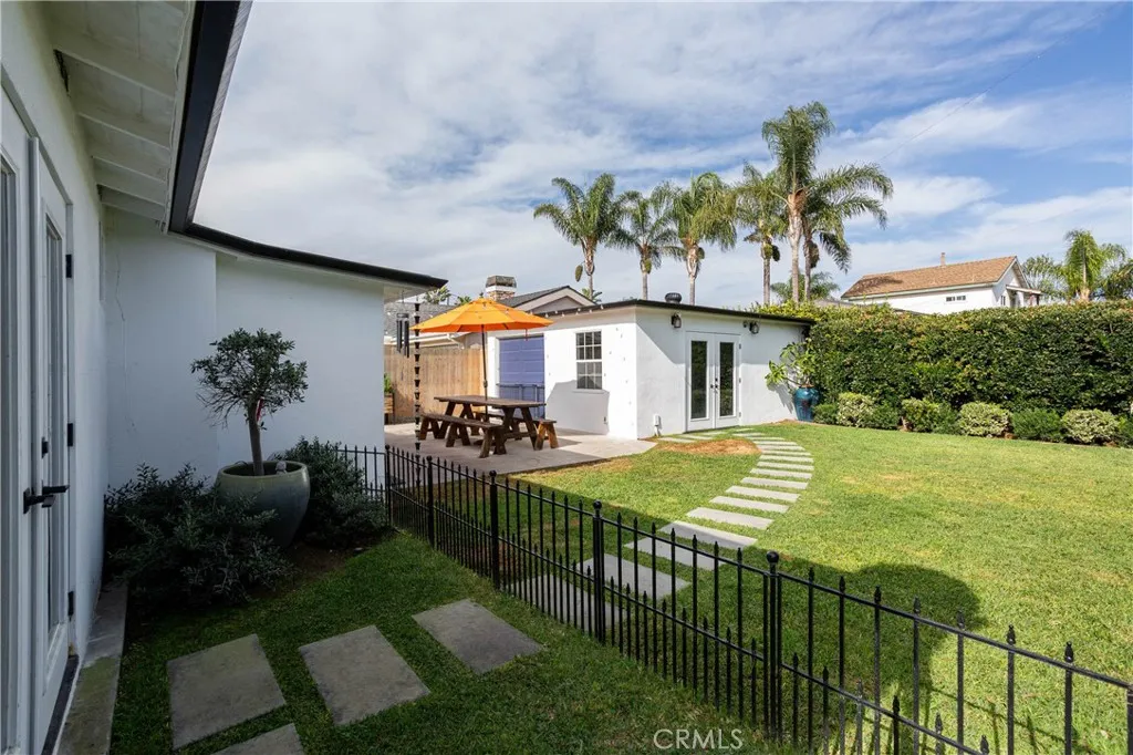 Additional image 56 of 394 E 20th St, Costa Mesa, CA 92627