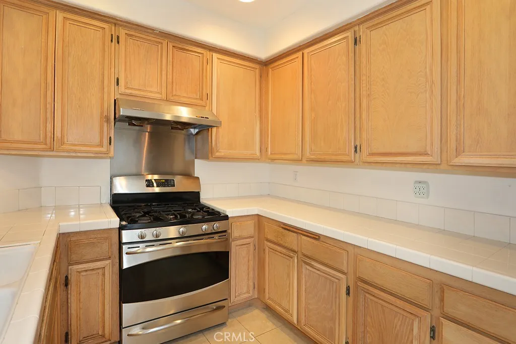 Additional image 19 of 961 S Lone Pine Ln, Anaheim Hills, CA 92808