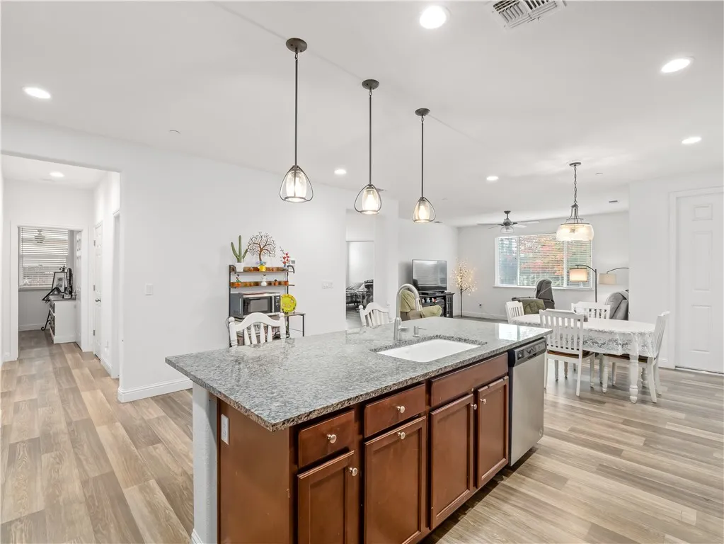 Additional image 51 of 425 Karen Ave, Kerman, CA 93630