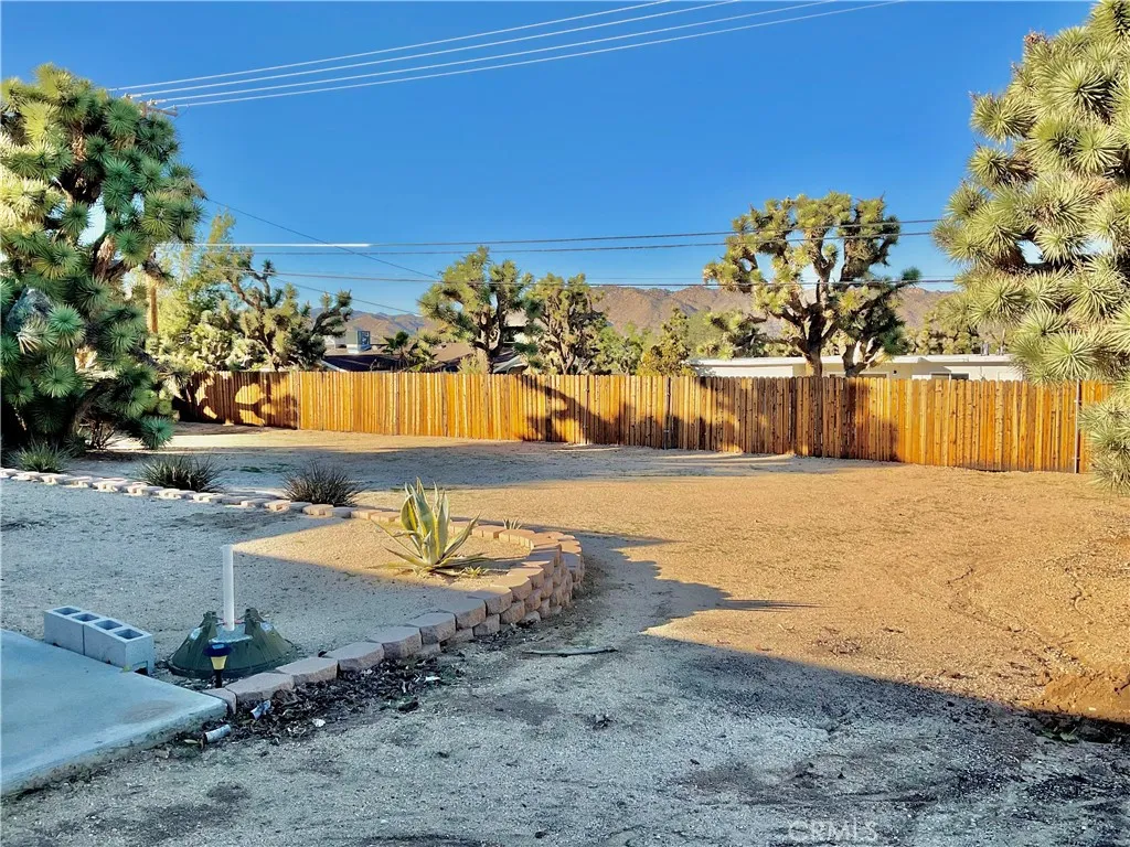Additional image 83 of 56760 Anaconda Dr, Yucca Valley, CA 92284