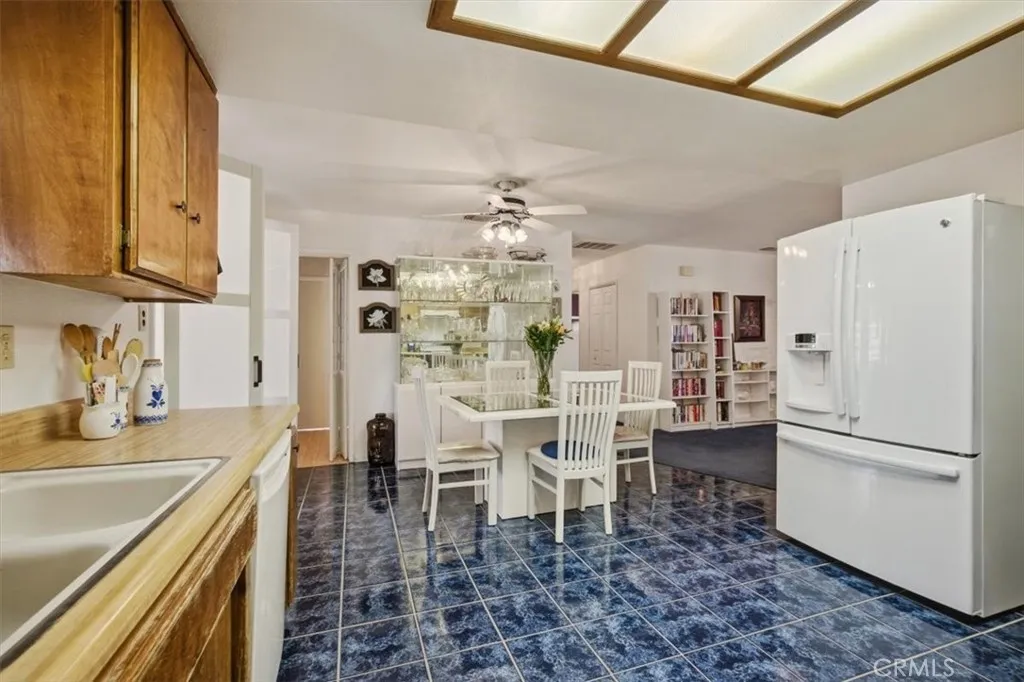 Additional image 16 of 21215 Sandia Rd, Apple Valley, CA 92308