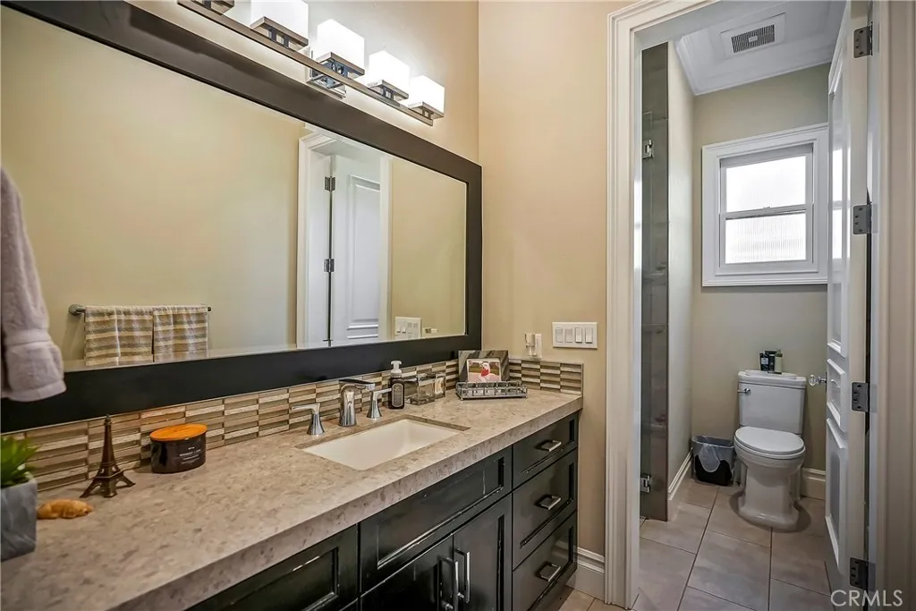 Additional image 118 of 22215 N Devries Road, Lodi, CA 95242