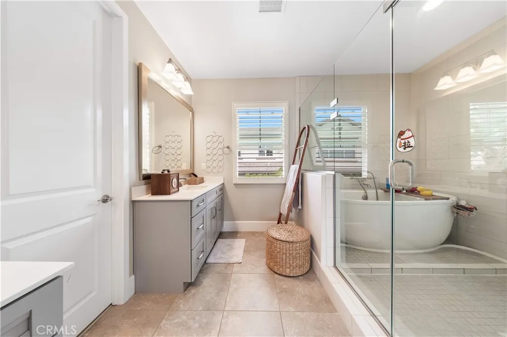 Additional image 23 of 59 Durham, Irvine, CA 92620