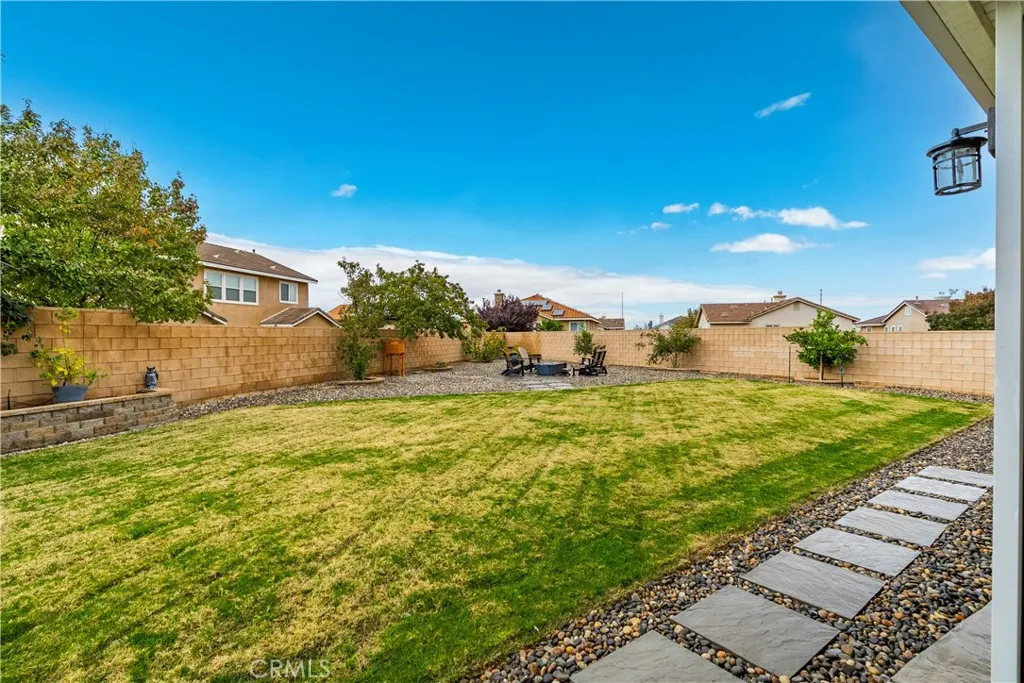 Additional image 50 of 42715 Raywood Dr, Lancaster, CA 93536