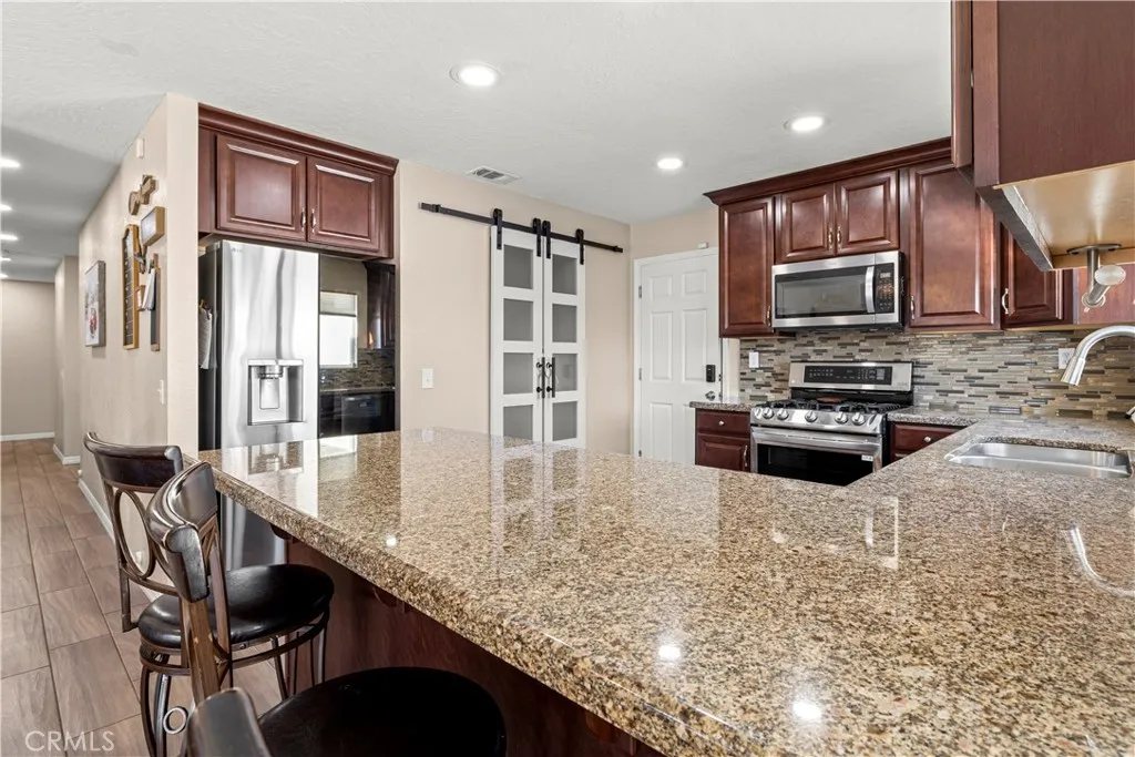 Additional image 9 of 14129 Luna Road, Victorville, CA 92392