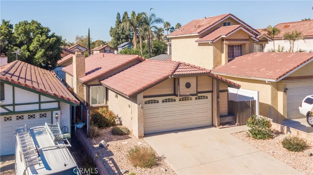 6171 Darcee Dr, Jurupa Valley, CA 92509