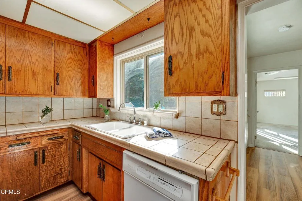 Additional image 17 of 3942 Los Olivos Lane, Glendale, CA 91214