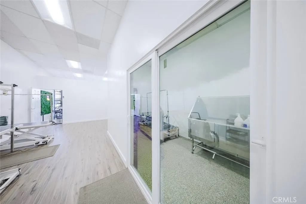 Additional image 33 of 19936 Ventura Boulevard, Woodland Hills, CA 91364