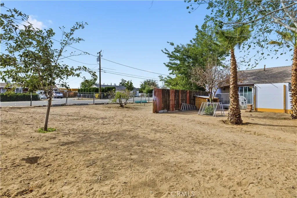 Additional image 73 of 9781 Victor Ave, Hesperia, CA 92345