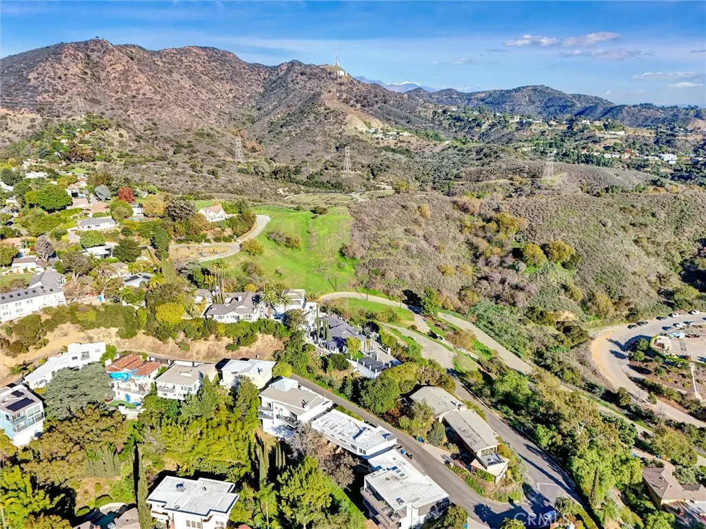 Additional image 4 of 3219 Tareco, Los Angeles, CA 90068