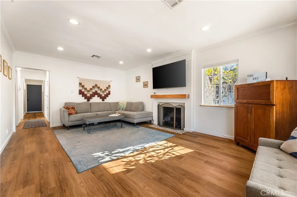 Additional image 7 of 2186 Lime Avenue, Long Beach, CA 90806