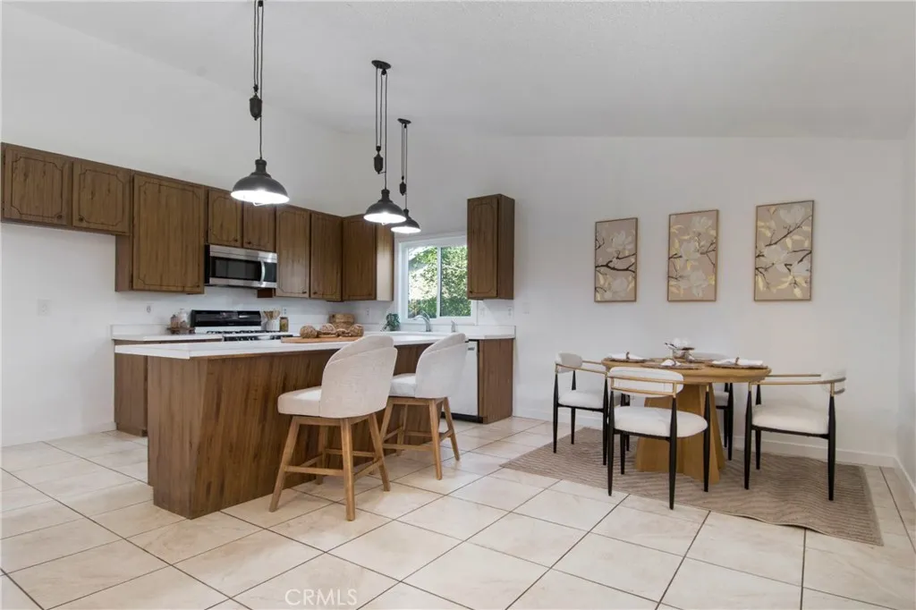 Additional image 30 of 10716 Hollenbeck Dr, Riverside, CA 92505