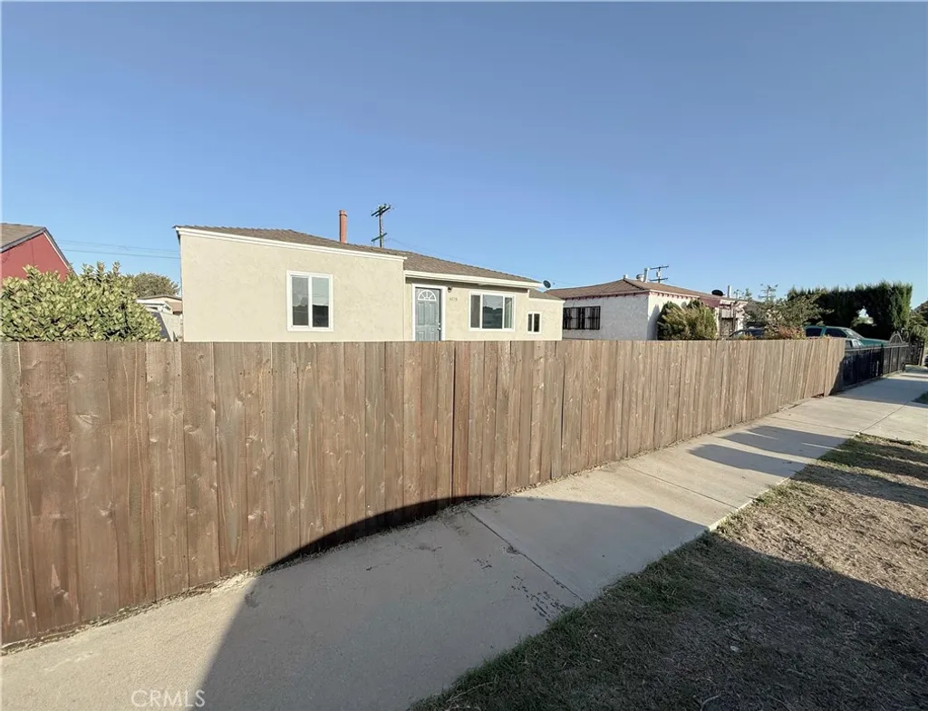 Additional image 4 of 14528 S Corlett Street, Compton, CA 90220
