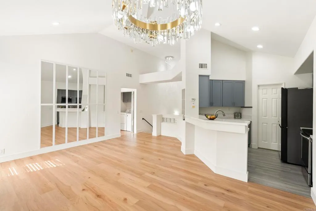 Additional image 13 of 7215 Calabria Ct Unit 74, San Diego, CA 92122