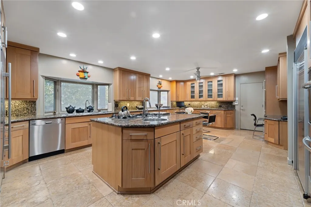 Additional image 75 of 3601 Cananea, Encino, CA 91436