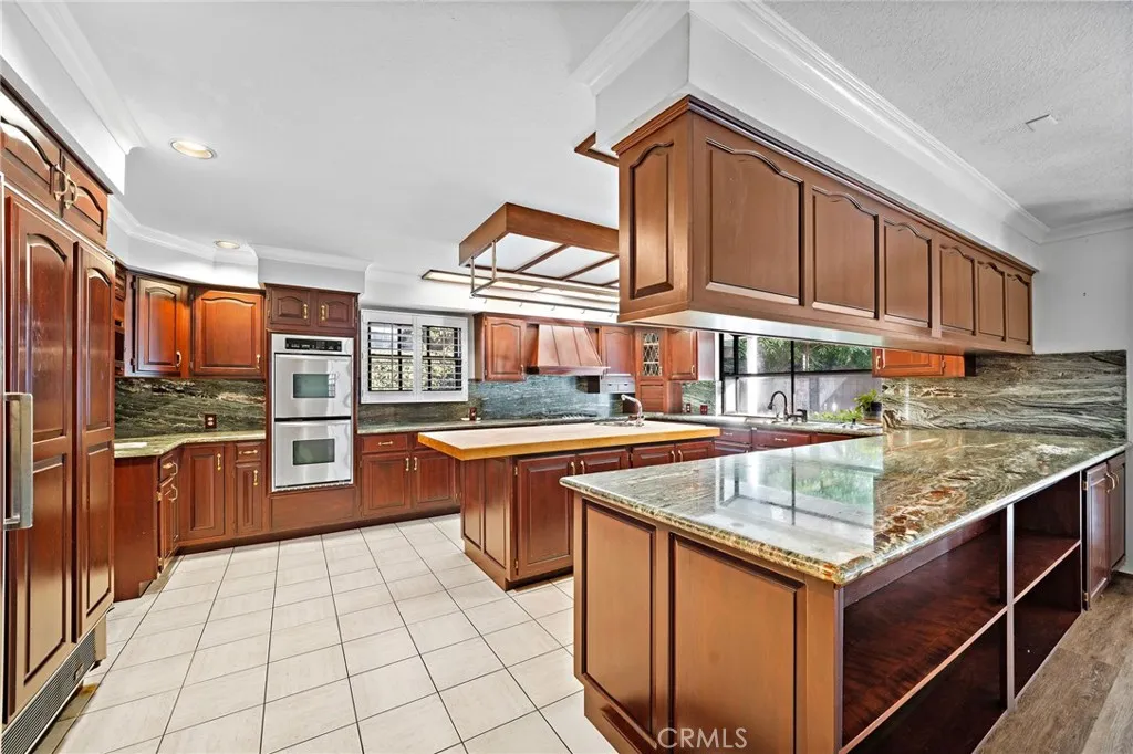 Additional image 16 of 1851 Pitcairn Dr, Costa Mesa, CA 92626