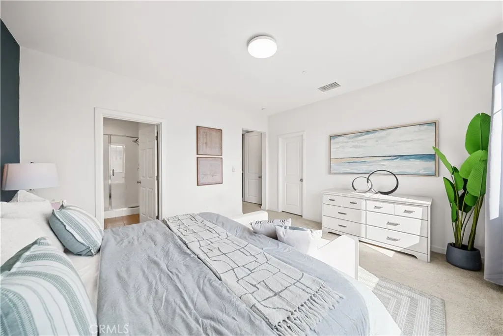 Additional image 29 of 115 Episode, Irvine, CA 92618