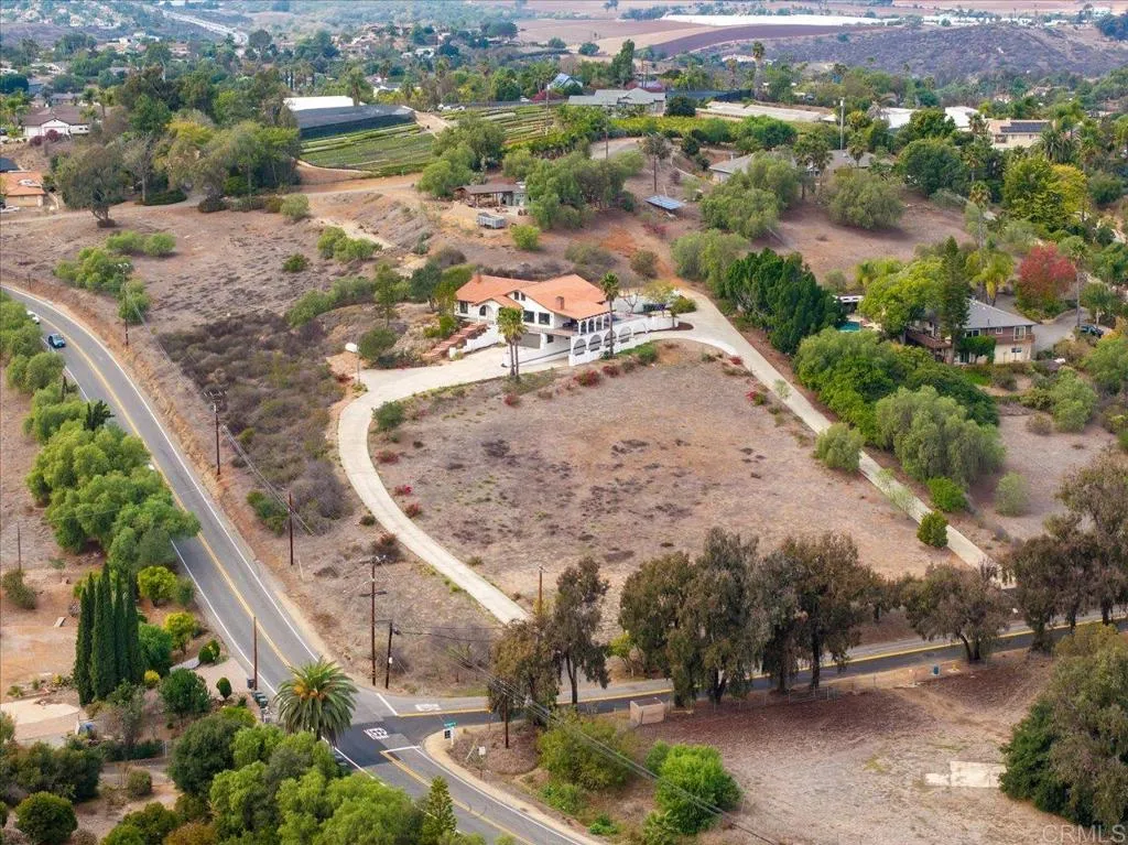 Additional image 113 of 2918 Fairview Dr, Vista, CA 92084