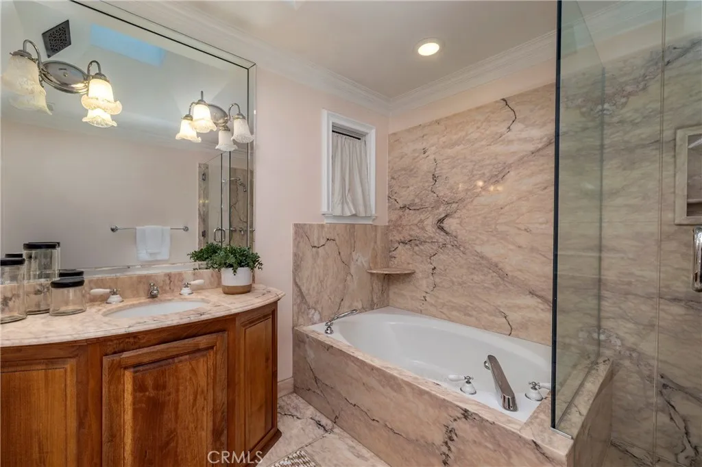 Additional image 97 of 339 Via Lido Soud, Newport Beach, CA 92663