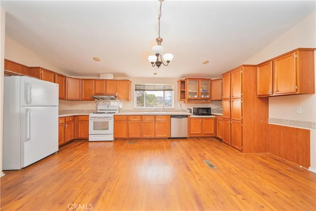 Additional image 10 of 41685 Gassner Road, Anza, CA 92539